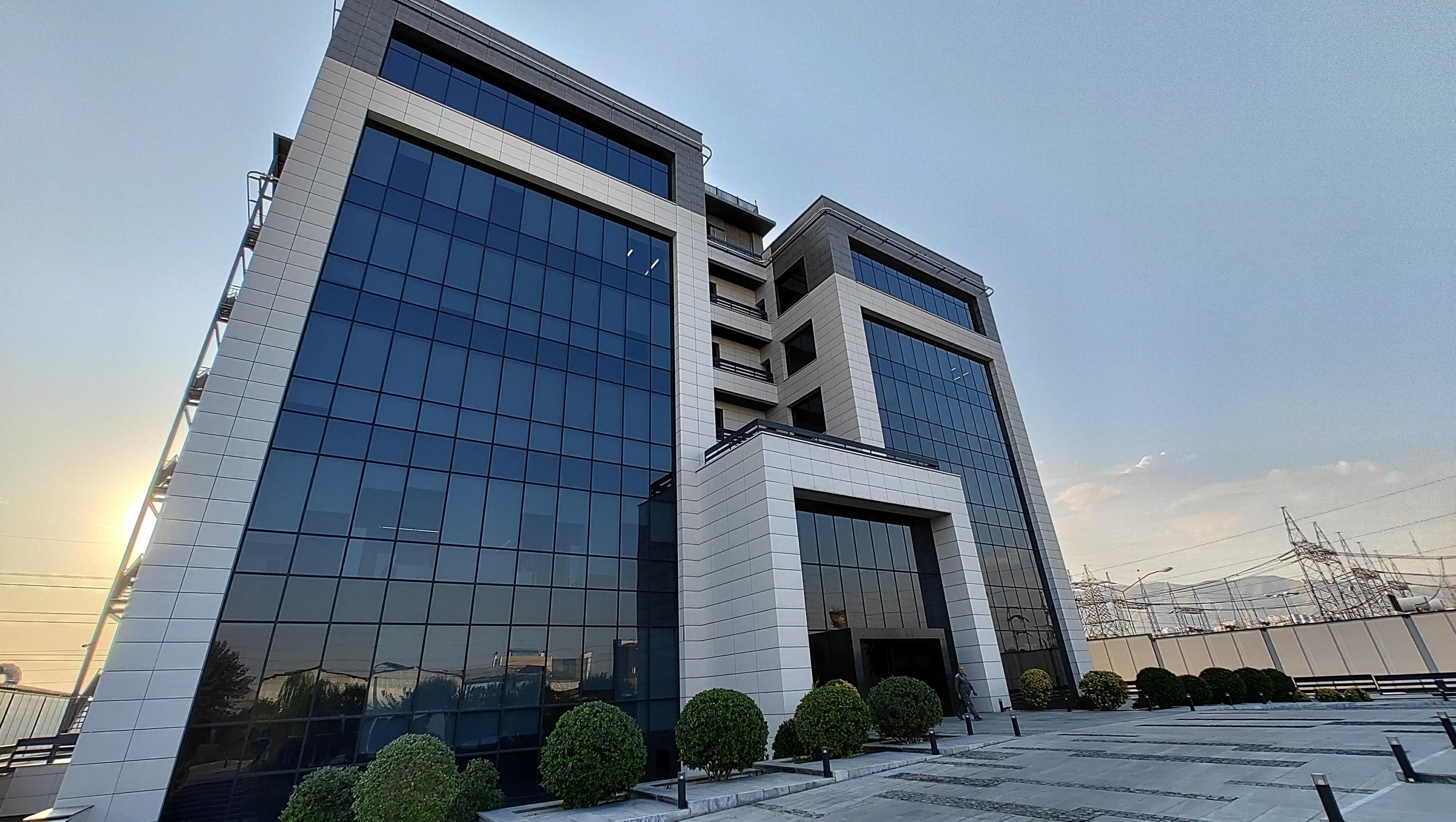 ساختمان مرکزی شرکت سان استار